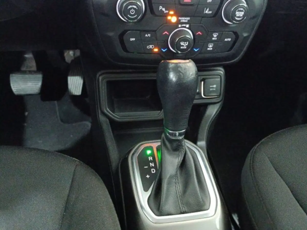 Jeep Renegade usata a Catania (8)