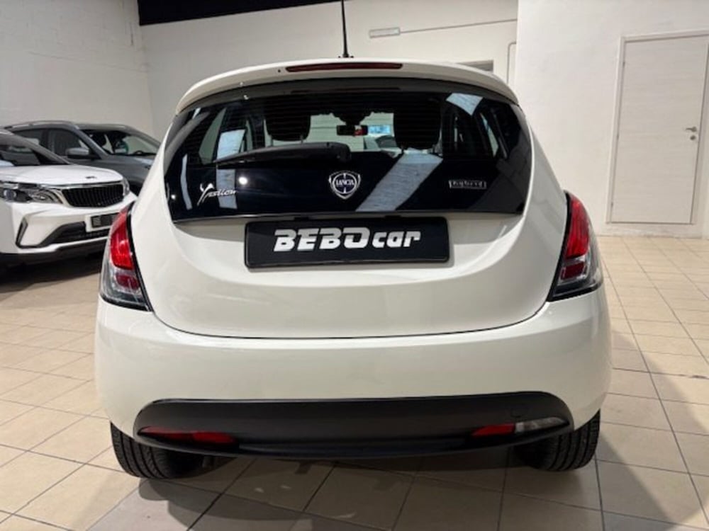 Lancia Ypsilon usata a Torino (4)