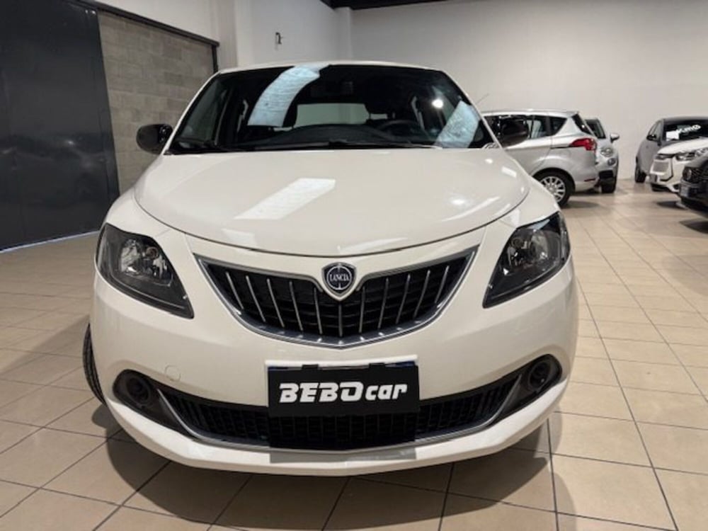 Lancia Ypsilon usata a Torino (8)