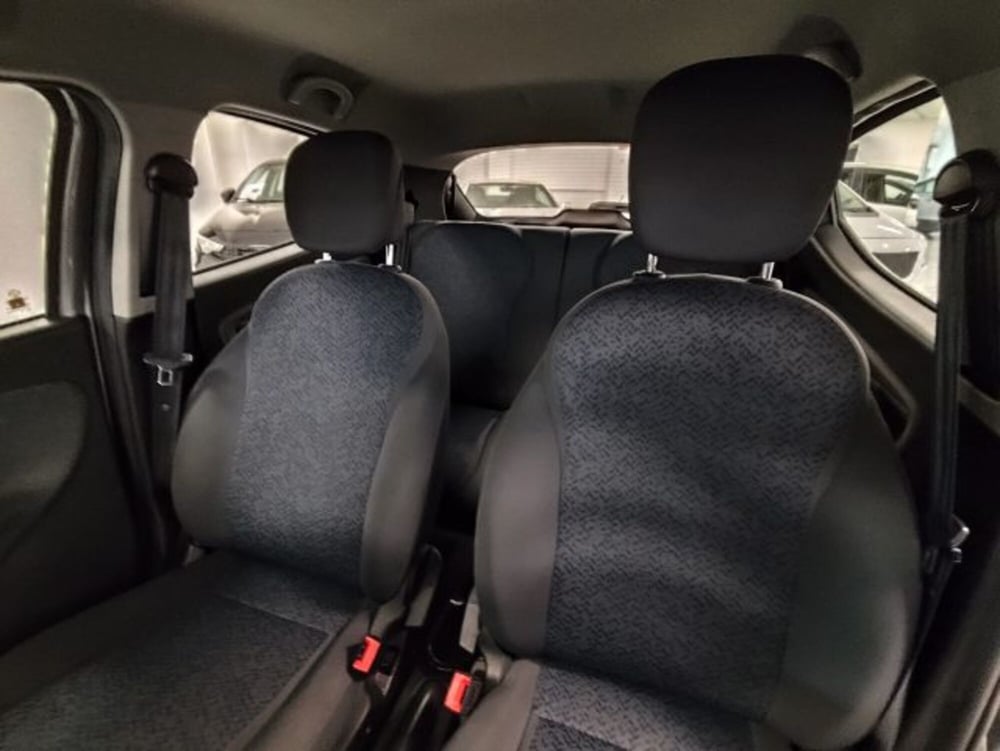 Lancia Ypsilon usata a Torino (18)
