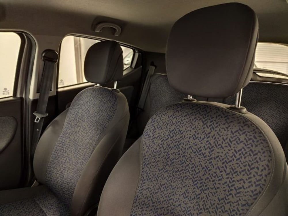 Lancia Ypsilon usata a Torino (19)