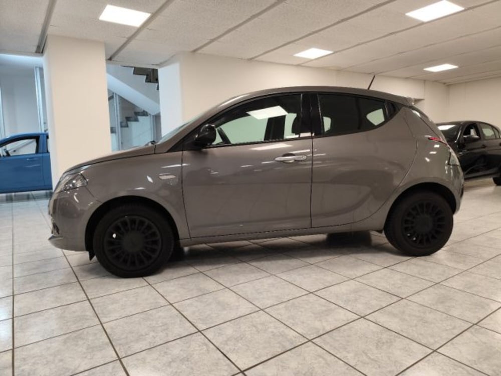 Lancia Ypsilon usata a Torino (7)