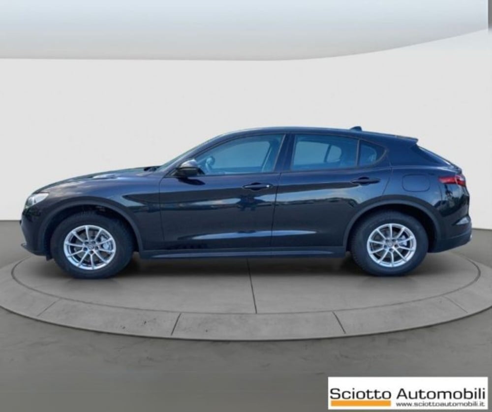 Alfa Romeo Stelvio usata a Messina (5)