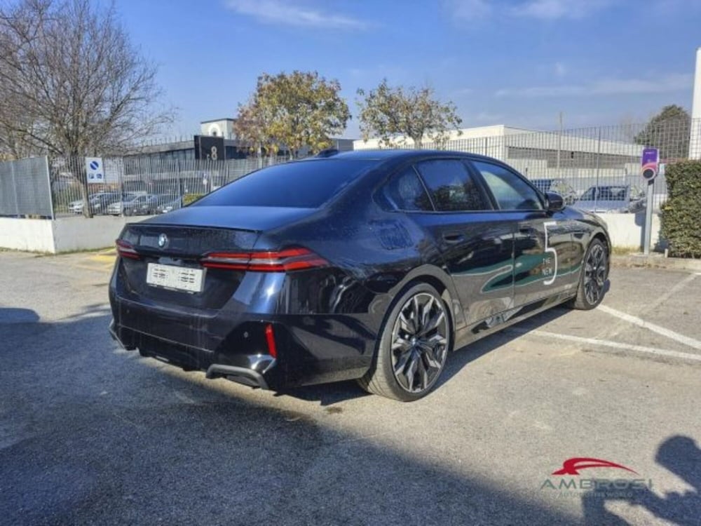 BMW Serie 5 nuova a Perugia (3)