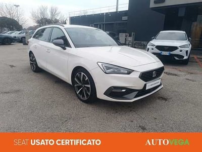 SEAT Leon ST Sportstourer 2.0 TDI 150 CV 4Drive DSG FR del 2021 usata a Vicenza