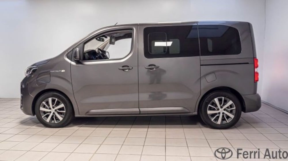 Toyota Proace Verso nuova a Padova (4)