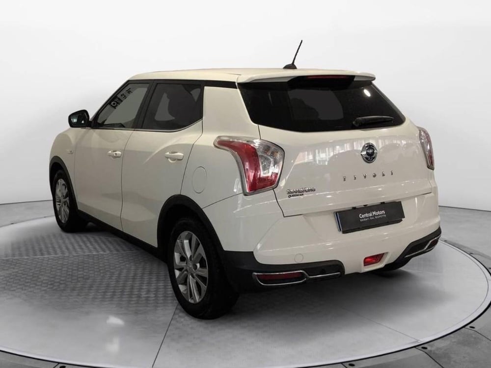 Ssangyong Tivoli usata a Torino (6)