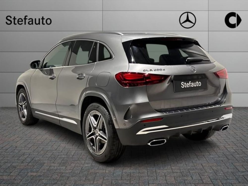 Mercedes-Benz GLA SUV nuova a Bologna (5)