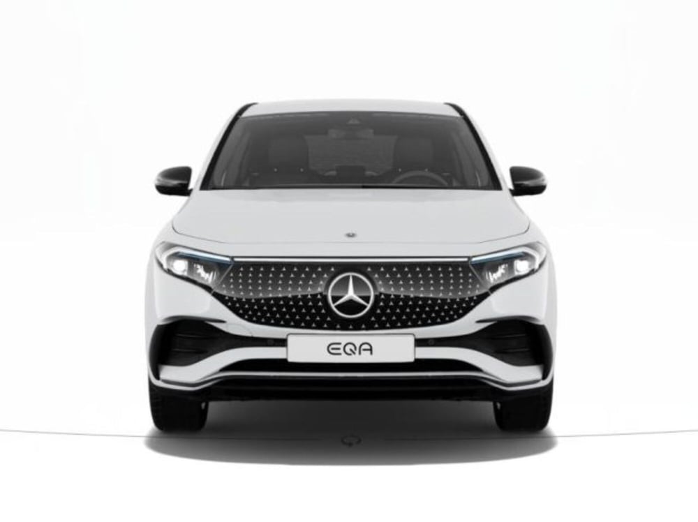 Mercedes-Benz EQA nuova a Verona (3)