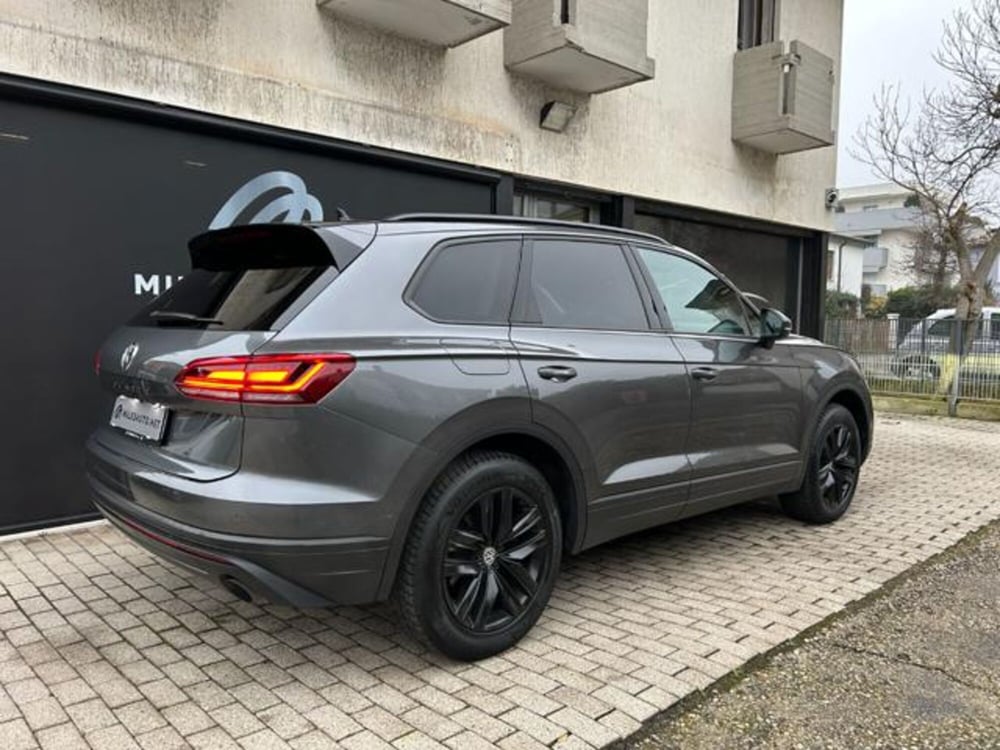 Volkswagen Touareg usata a Padova (3)