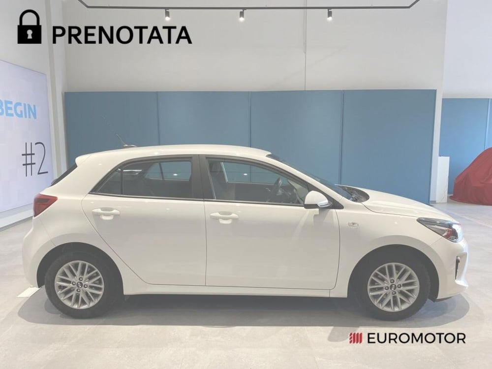 Kia Rio usata a Bari (5)