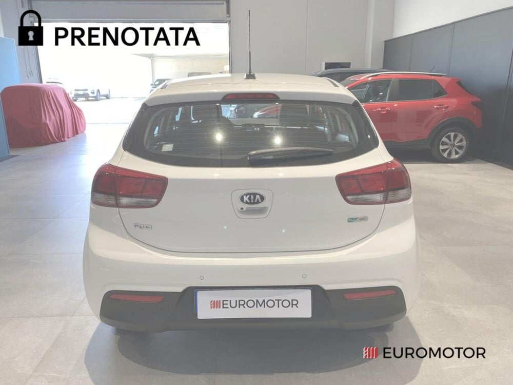 Kia Rio usata a Bari (7)