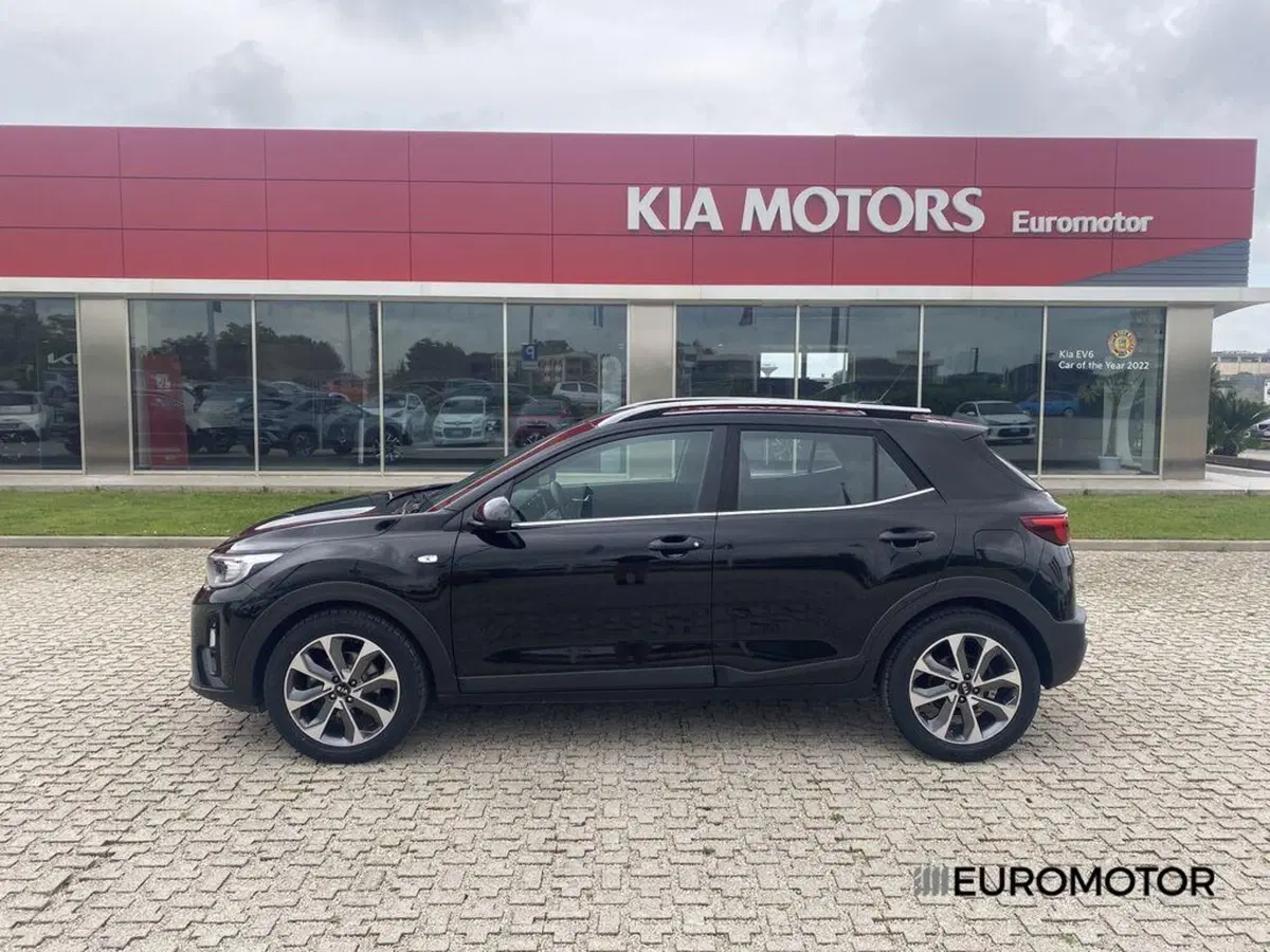 Kia Stonic usata a Bari (8)
