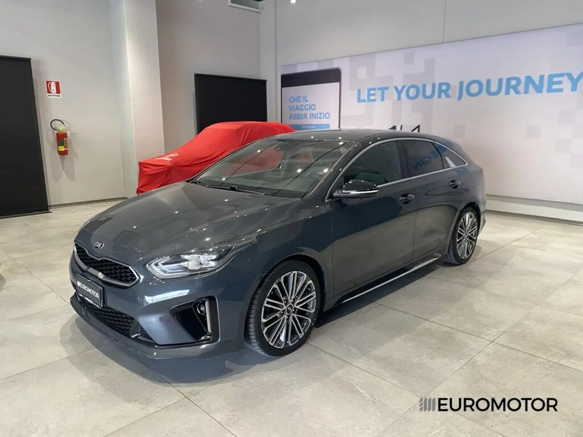 Kia ProCeed usata a Bari