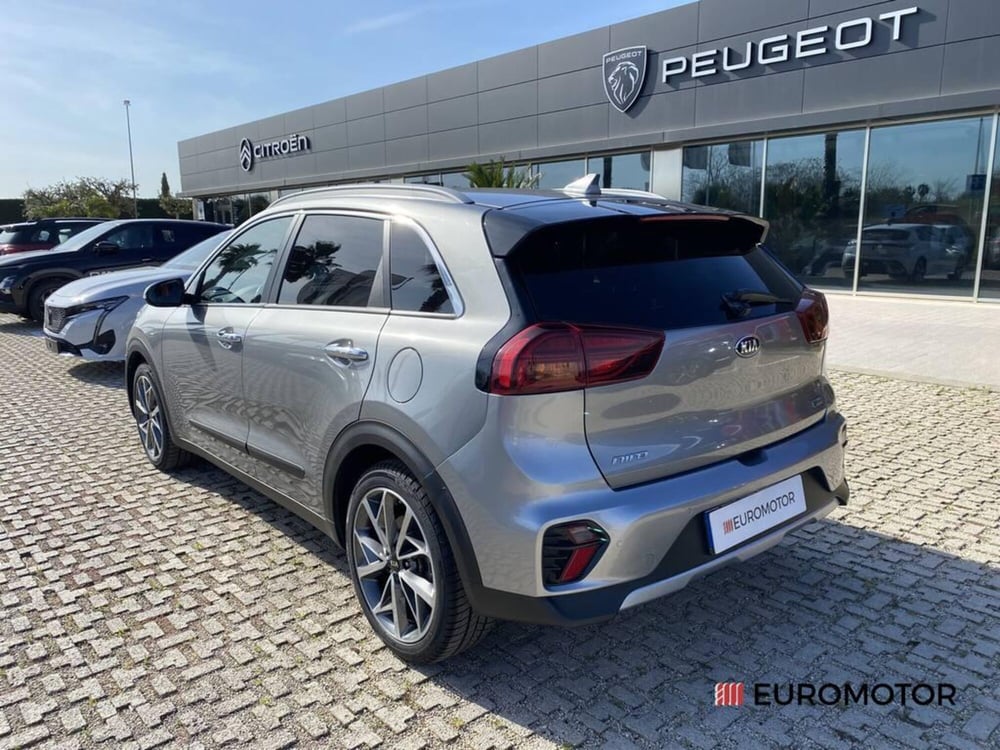 Kia Niro usata a Bari (10)