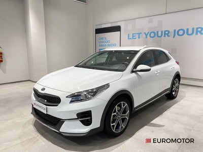 Kia XCeed 1.0 tgdi Gpl Style 117cv mt del 2022 usata a Modugno