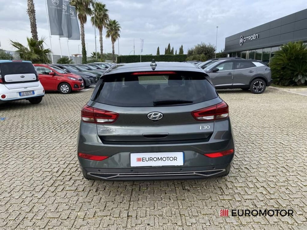 Hyundai i30 usata a Bari (7)