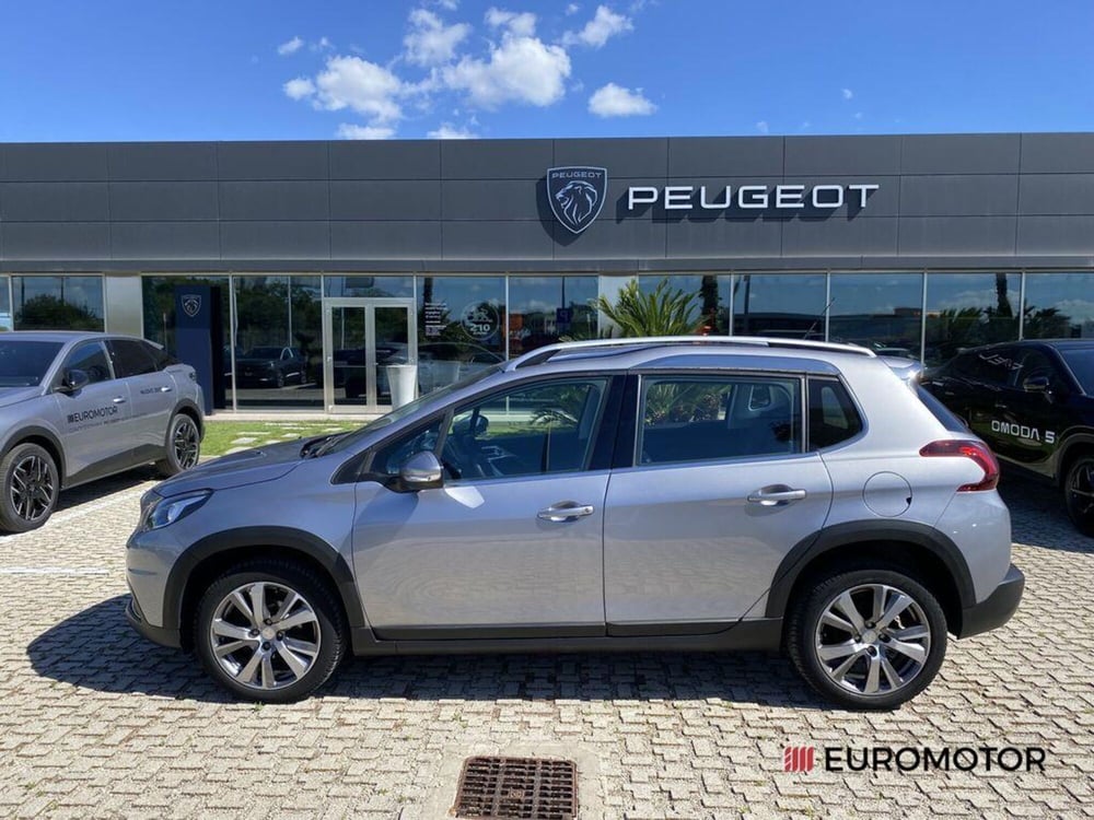 Peugeot 2008 usata a Bari (10)