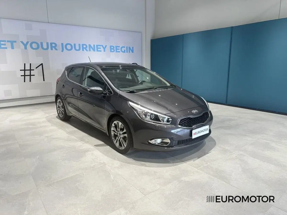 Kia cee'd usata a Bari (3)