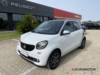 smart forfour forfour 70 1.0 twinamic Passion  del 2019 usata a Modugno