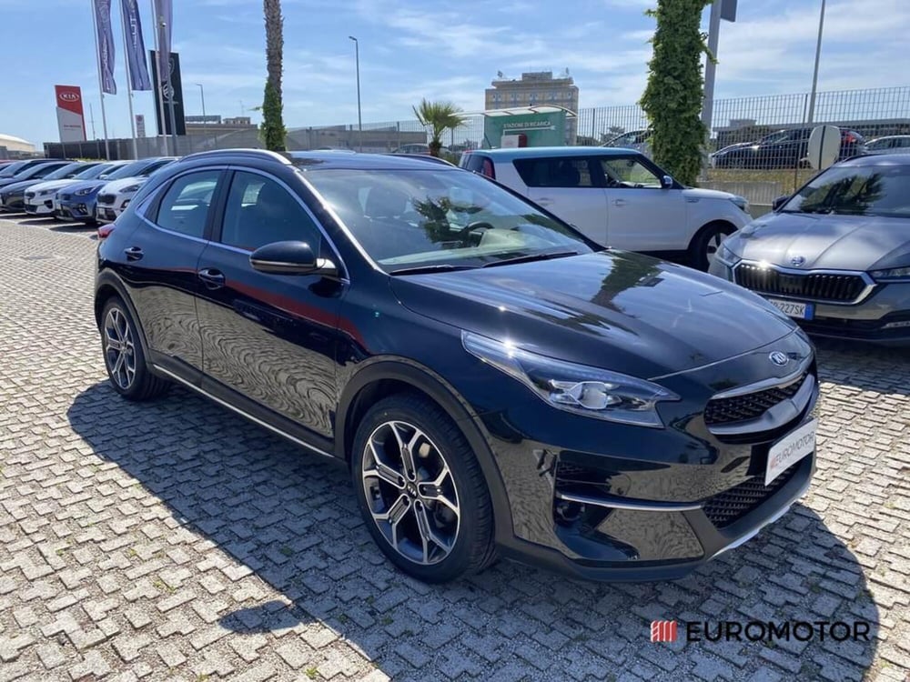 Kia XCeed usata a Bari (3)