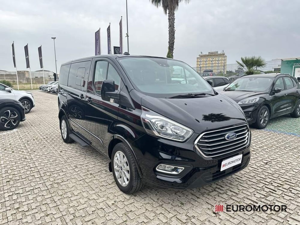 Ford Tourneo Custom usata a Bari (3)