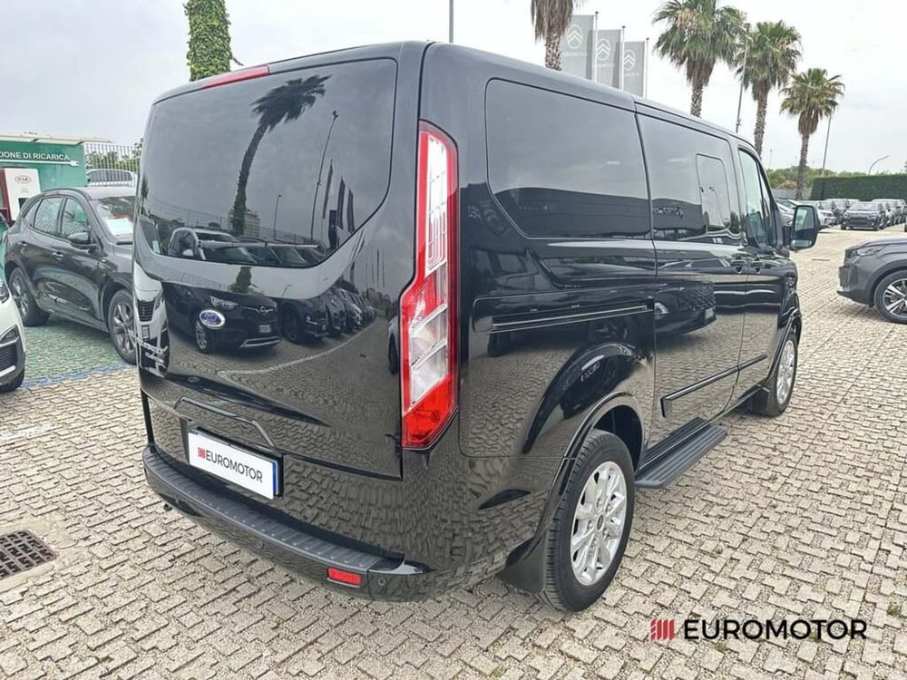 Ford Tourneo Custom usata a Bari (5)