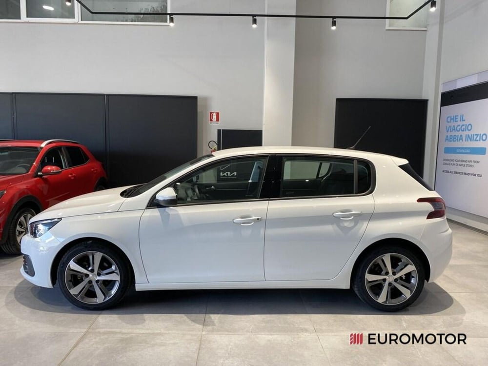 Peugeot 308 usata a Bari (10)