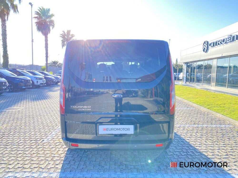 Ford Tourneo Custom usata a Bari (9)