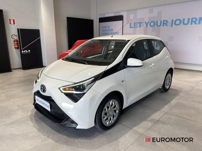 Toyota Aygo Connect 1.0 VVT-i 72 CV 5 porte x-you MMT del 2019 usata a Modugno