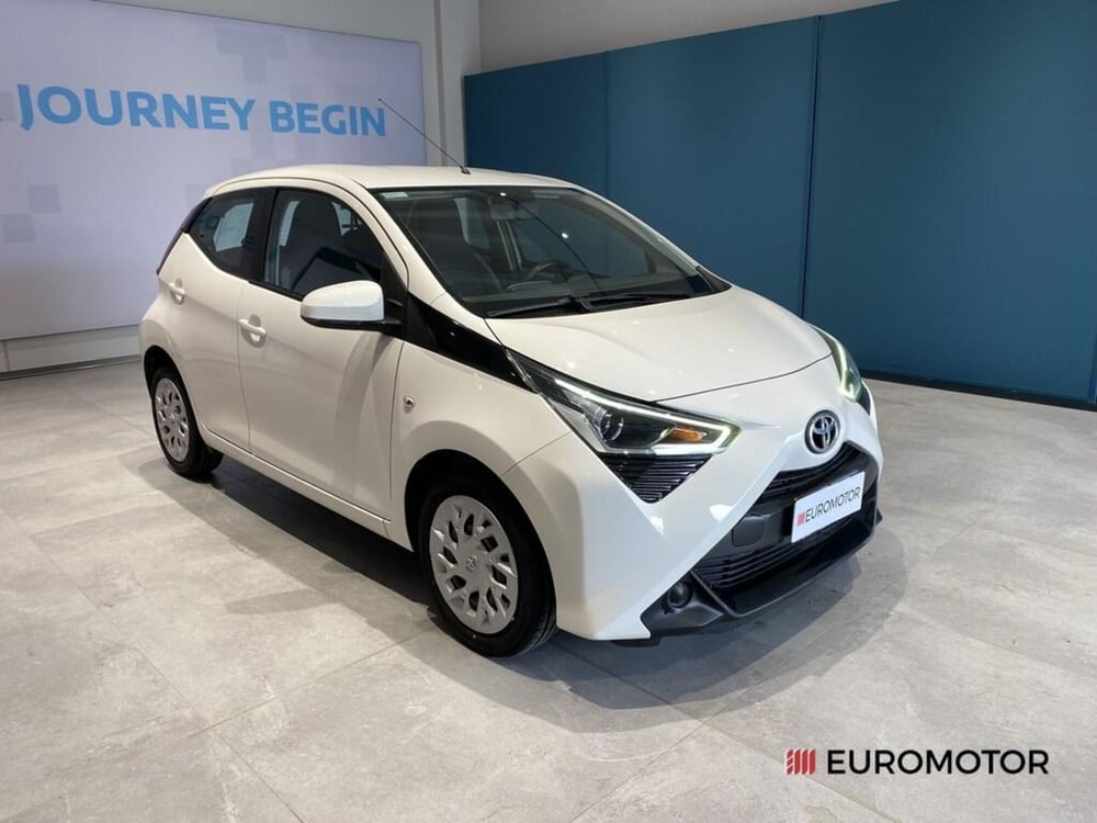 Toyota Aygo X usata a Bari (3)