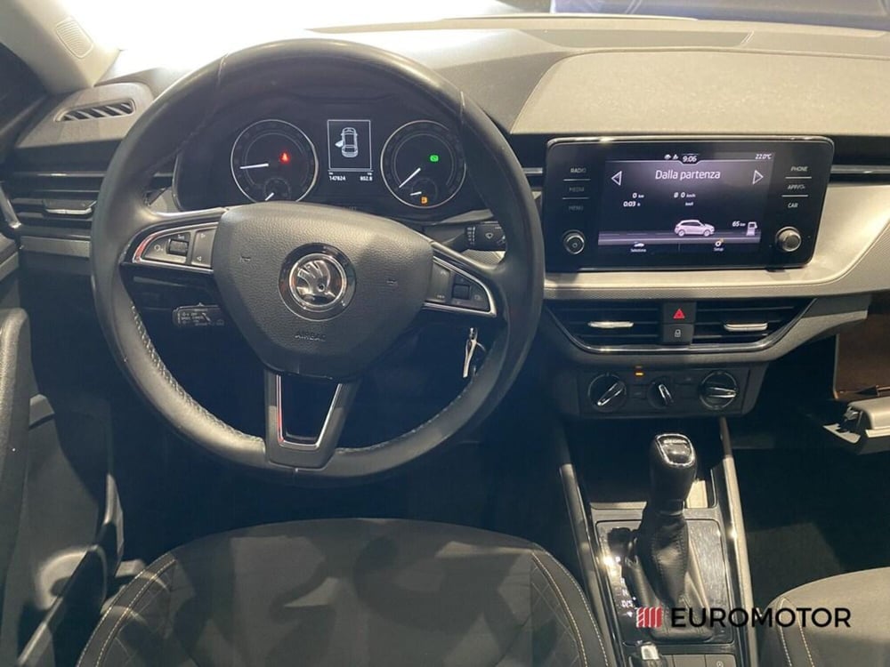 Skoda Scala usata a Bari (12)