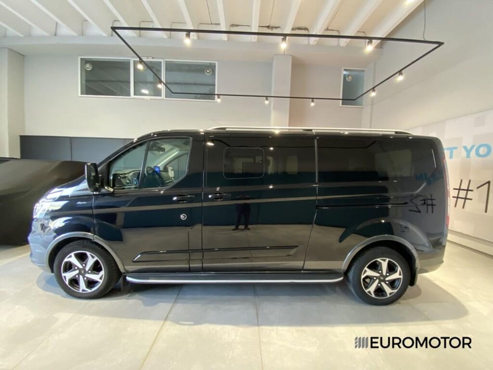 Ford Tourneo Custom usata a Bari (14)