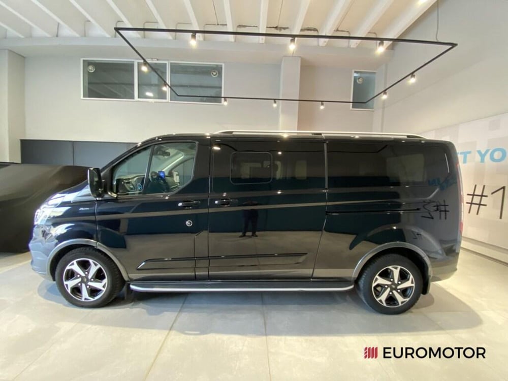 Ford Tourneo Custom usata a Bari (14)