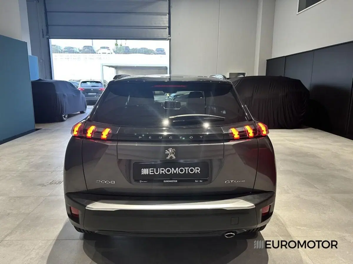 Peugeot 2008 usata a Bari (6)
