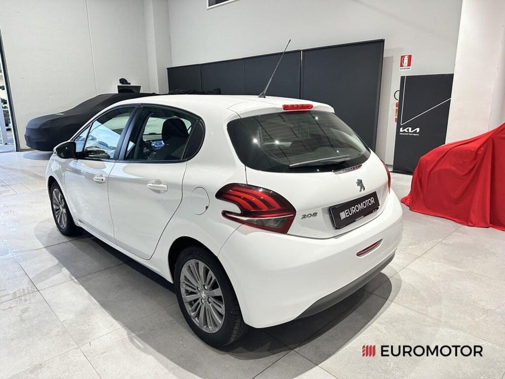 Peugeot 208 usata a Bari (7)