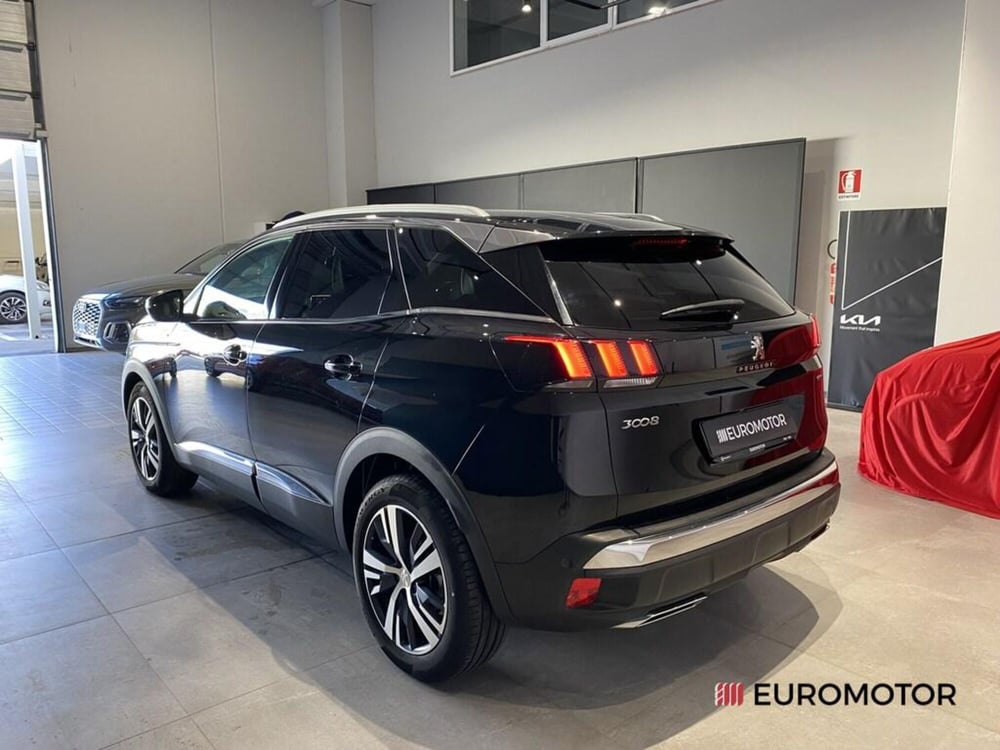 Peugeot 3008 usata a Bari (10)