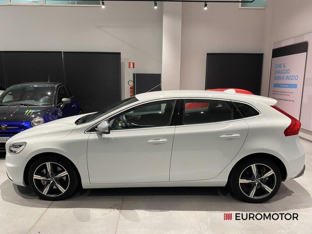 Volvo V40 usata a Bari (11)