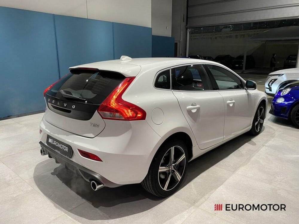 Volvo V40 usata a Bari (7)