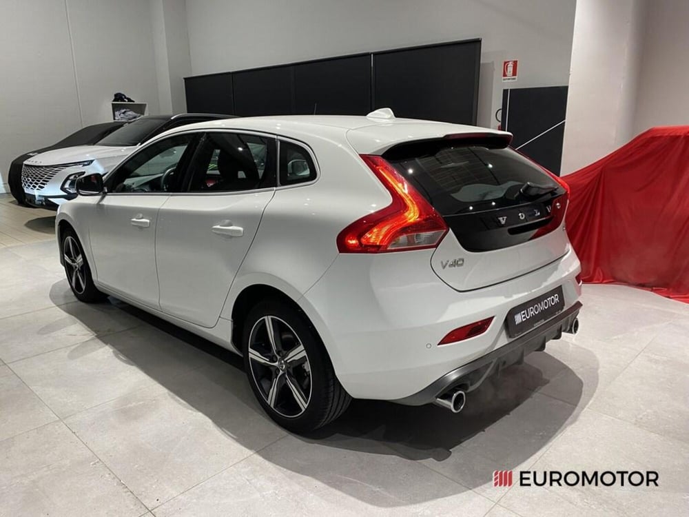 Volvo V40 usata a Bari (9)