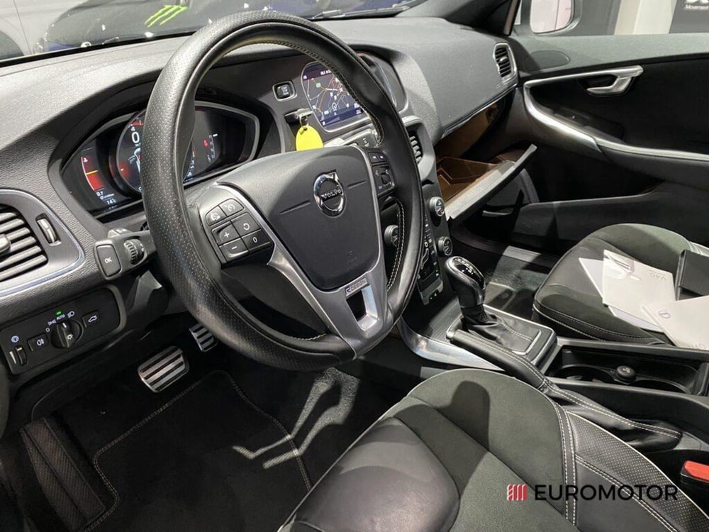 Volvo V40 usata a Bari (13)