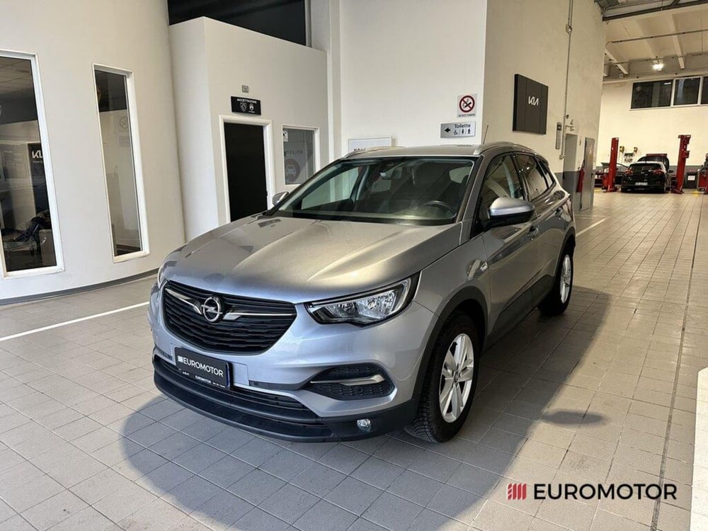 Opel Grandland X usata a Bari