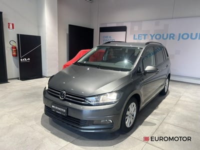 Volkswagen Touran 2.0 TDI 115 CV SCR Executive BlueMotion Technology del 2020 usata a Modugno