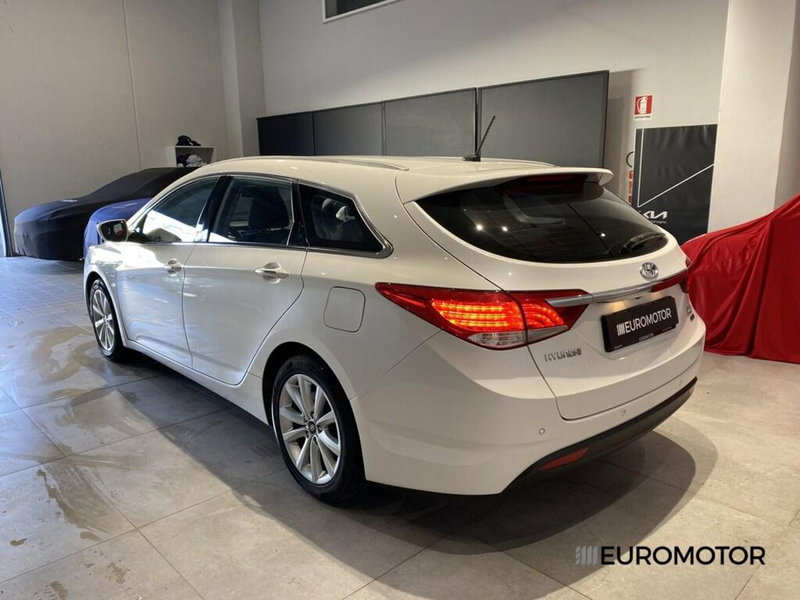 Hyundai i40 Station Wagon usata a Bari (8)