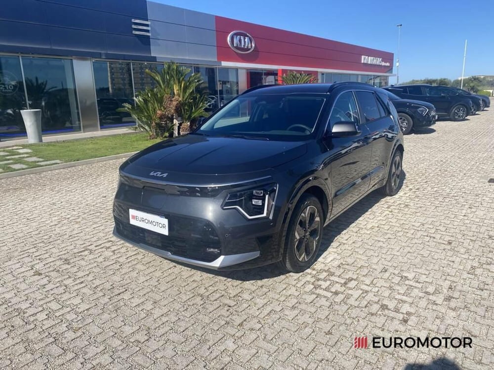 Kia Niro nuova a Bari