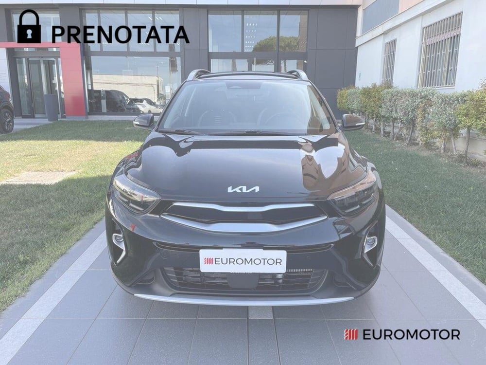 Kia Stonic nuova a Bari (2)