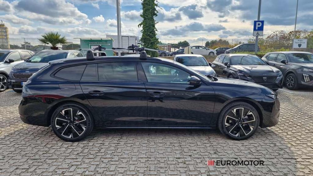 Peugeot 508 SW nuova a Bari (4)