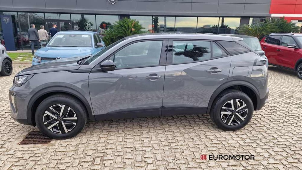 Peugeot 2008 nuova a Bari (8)