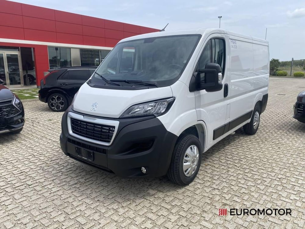 Peugeot Boxer Furgone nuova a Bari