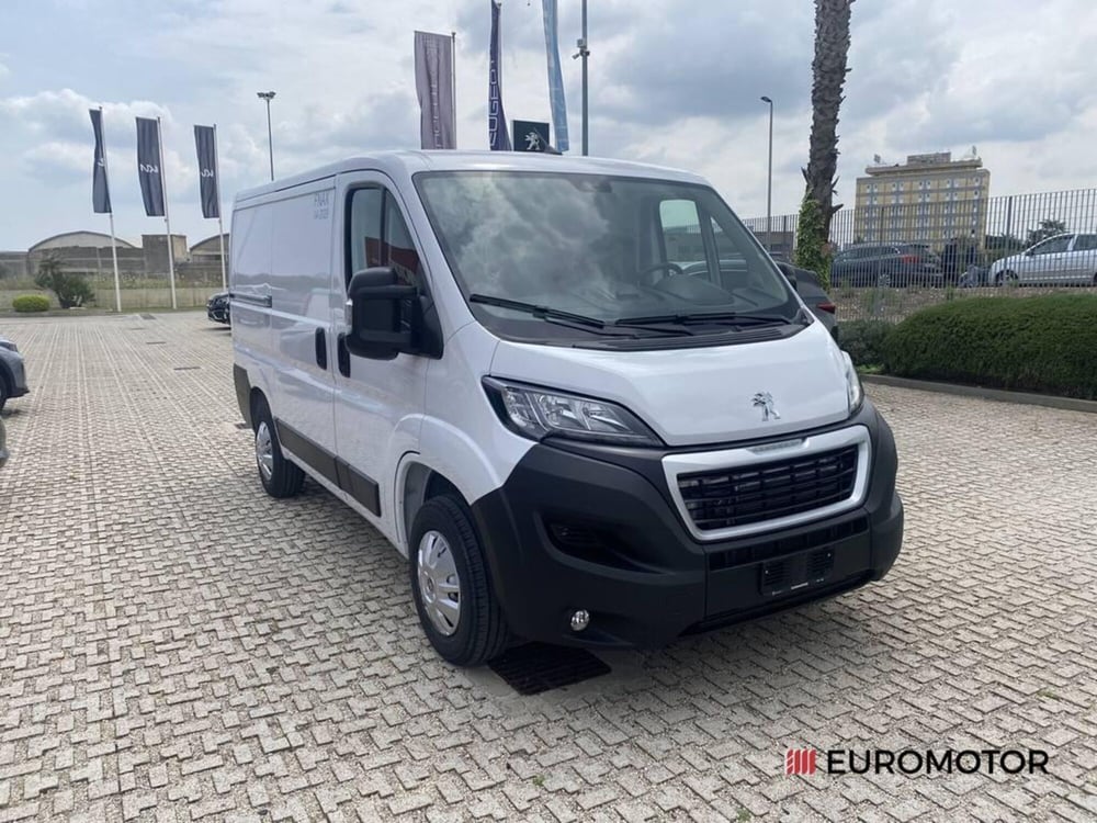 Peugeot Boxer Furgone nuova a Bari (3)